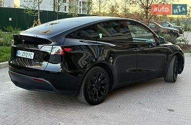 Внедорожник / Кроссовер Tesla Model Y 2023 в Киеве