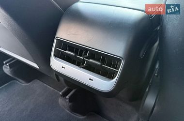 Внедорожник / Кроссовер Tesla Model Y 2023 в Киеве