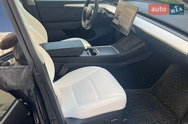 Внедорожник / Кроссовер Tesla Model Y 2024 в Хмельницком