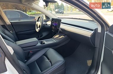Седан Tesla Model Y 2022 в Дніпрі фото 11 Седан Tesla Model Y 2022 в Дніпрі