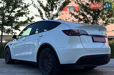 Внедорожник / Кроссовер Tesla Model Y 2023 в Киеве
