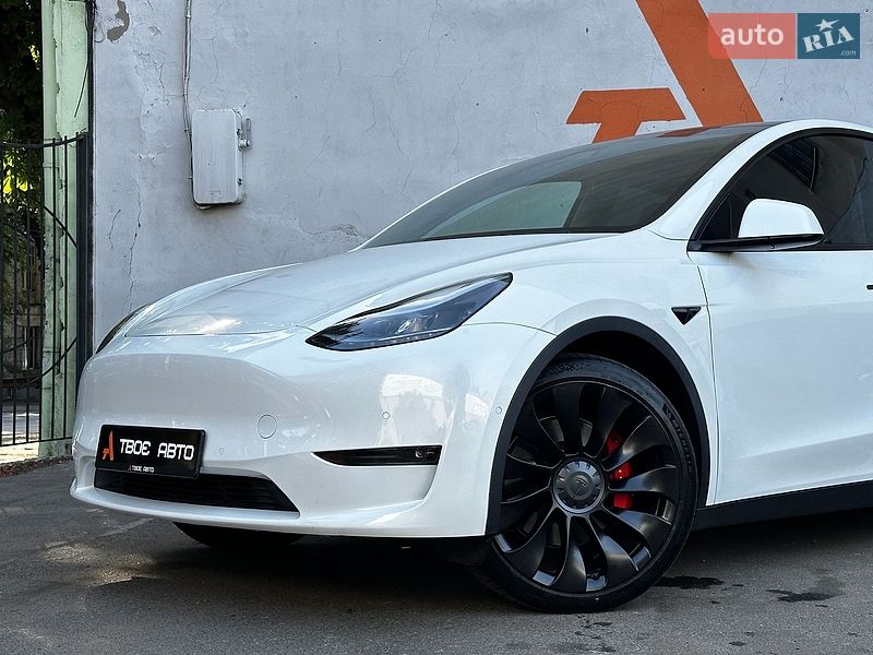 Внедорожник / Кроссовер Tesla Model Y 2021 в Одессе