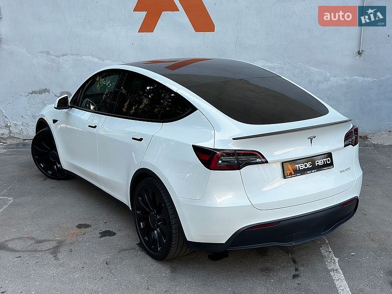 Внедорожник / Кроссовер Tesla Model Y 2021 в Одессе