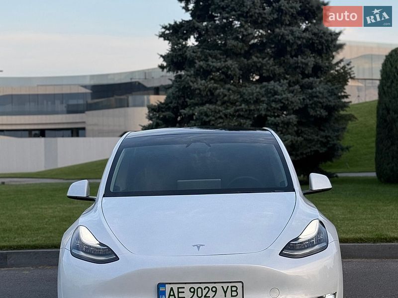 Внедорожник / Кроссовер Tesla Model Y 2023 в Днепре