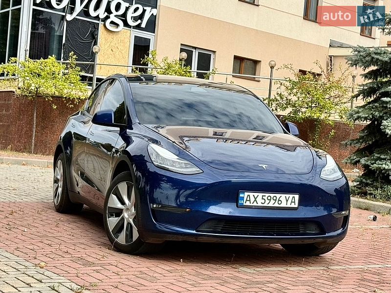 Внедорожник / Кроссовер Tesla Model Y 2021 в Харькове