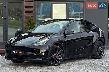 Внедорожник / Кроссовер Tesla Model Y 2022 в Львове
