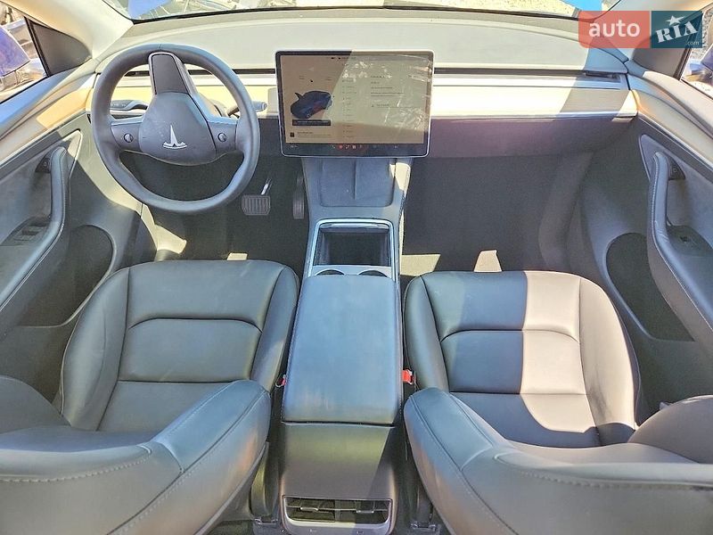 Позашляховик / Кросовер Tesla Model Y 2023 в Києві