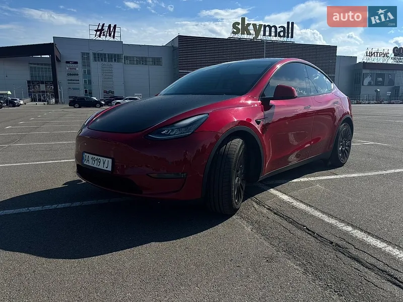 Tesla Model Y
