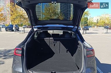 Внедорожник / Кроссовер Tesla Model Y 2023 в Киеве