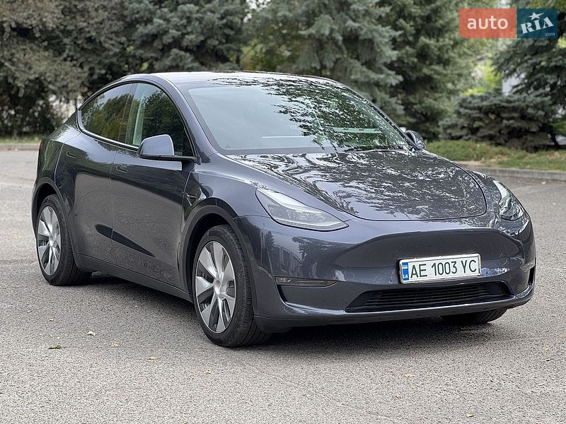 Внедорожник / Кроссовер Tesla Model Y 2022 в Днепре