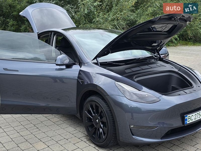 Позашляховик / Кросовер Tesla Model Y 2023 в Тернополі