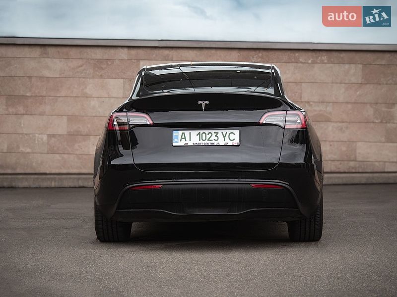 Позашляховик / Кросовер Tesla Model Y 2022 в Києві