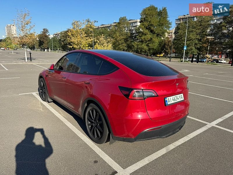 Внедорожник / Кроссовер Tesla Model Y 2023 в Киеве