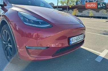 Внедорожник / Кроссовер Tesla Model Y 2023 в Киеве