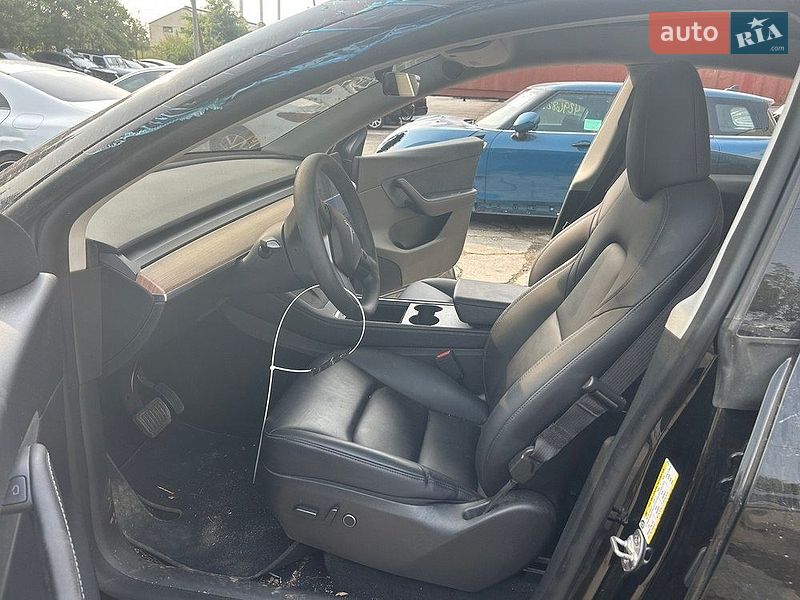 Позашляховик / Кросовер Tesla Model Y 2022 в Черкасах