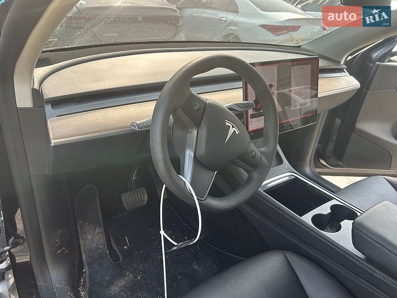 Позашляховик / Кросовер Tesla Model Y 2022 в Черкасах