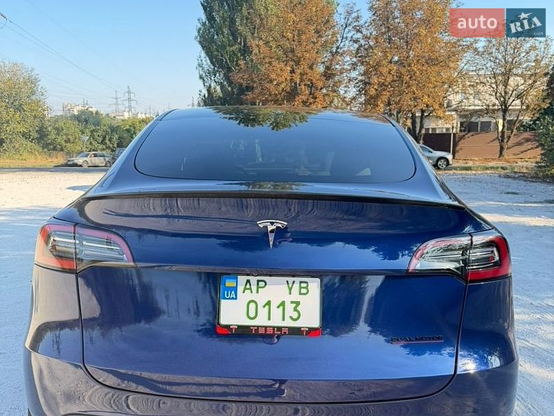 Внедорожник / Кроссовер Tesla Model Y 2023 в Запорожье