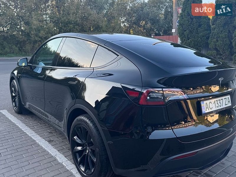 Позашляховик / Кросовер Tesla Model Y 2021 в Луцьку фото 5 Позашляховик / Кросовер Tesla Model Y 2021 в Луцьку
