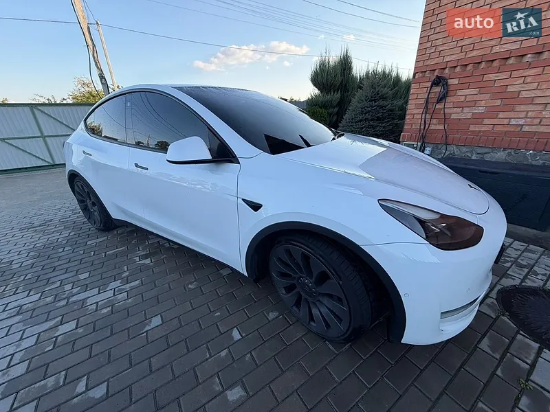 Tesla Model Y