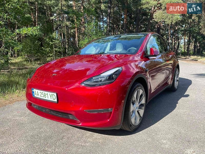 Позашляховик / Кросовер Tesla Model Y 2024 в Києві фото 2 Позашляховик / Кросовер Tesla Model Y 2024 в Києві