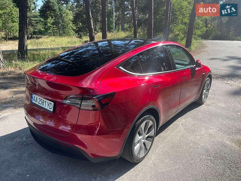 Позашляховик / Кросовер Tesla Model Y 2024 в Києві фото 9 Позашляховик / Кросовер Tesla Model Y 2024 в Києві