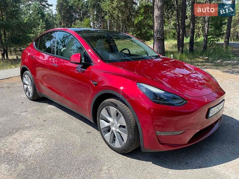 Позашляховик / Кросовер Tesla Model Y 2024 в Києві фото 28 Позашляховик / Кросовер Tesla Model Y 2024 в Києві