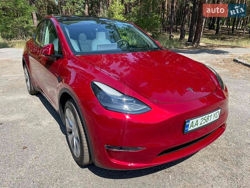 Позашляховик / Кросовер Tesla Model Y 2024 в Києві фото 30 Позашляховик / Кросовер Tesla Model Y 2024 в Києві
