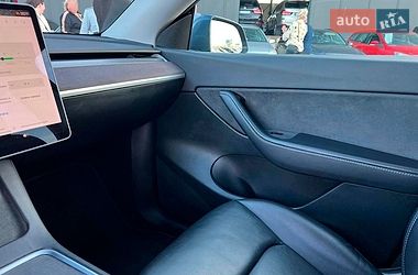 Внедорожник / Кроссовер Tesla Model Y 2021 в Львове