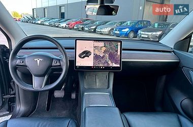 Внедорожник / Кроссовер Tesla Model Y 2021 в Львове