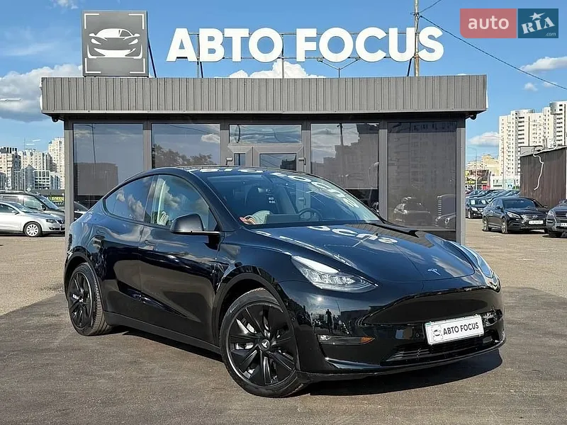 Tesla Model Y 2021