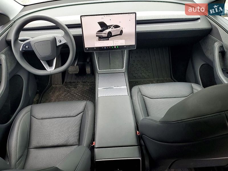 Позашляховик / Кросовер Tesla Model Y 2026 в Львові фото 8 Позашляховик / Кросовер Tesla Model Y 2026 в Львові