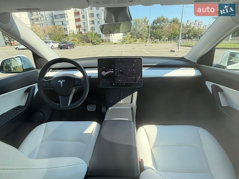 Позашляховик / Кросовер Tesla Model Y 2021 в Києві фото 14 Позашляховик / Кросовер Tesla Model Y 2021 в Києві