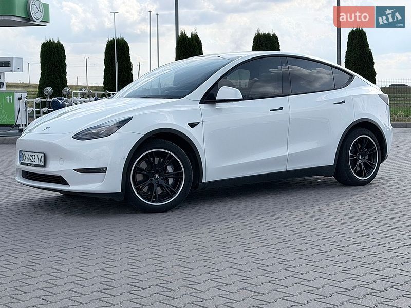 Внедорожник / Кроссовер Tesla Model Y 2021 в Ровно Внедорожник / Кроссовер Tesla Model Y 2021 в Ровно