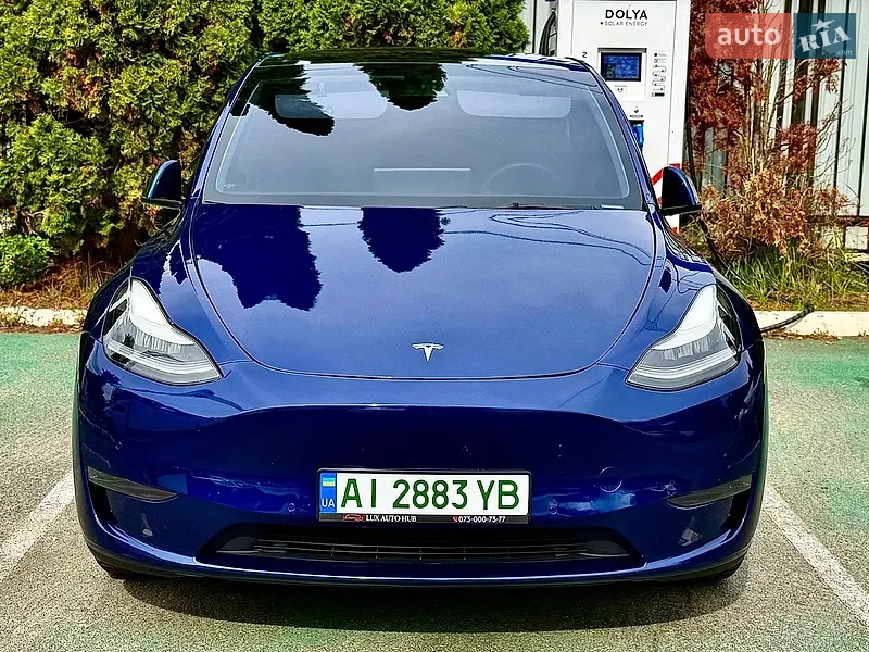 Tesla Model Y 2021