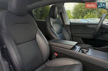 Позашляховик / Кросовер Tesla Model Y 2025 в Львові