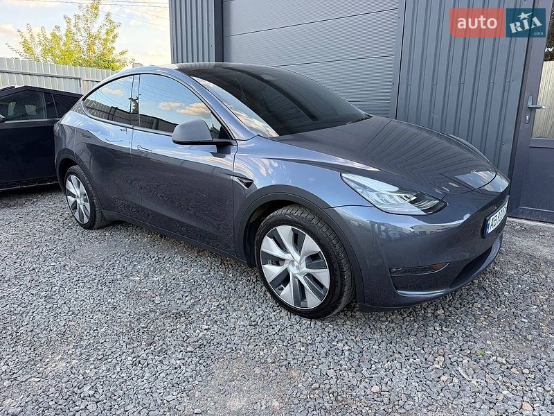 Внедорожник / Кроссовер Tesla Model Y 2023 в Виннице