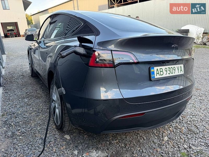 Внедорожник / Кроссовер Tesla Model Y 2023 в Виннице