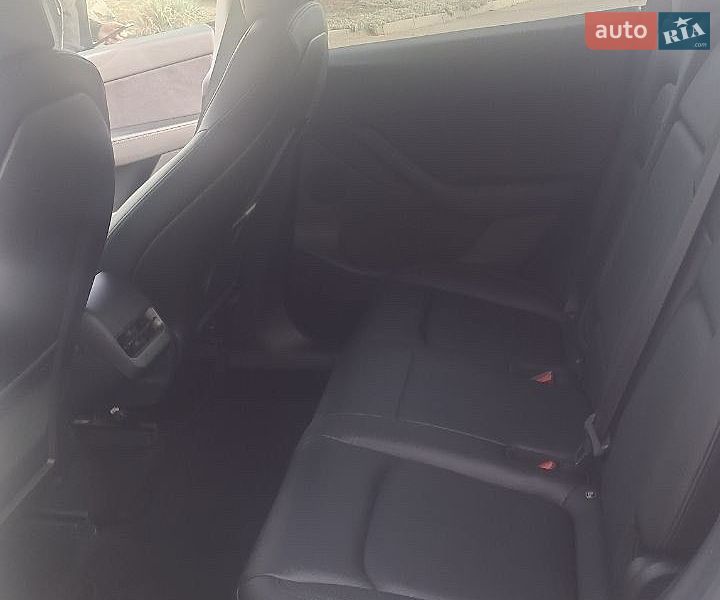 Внедорожник / Кроссовер Tesla Model Y 2021 в Одессе