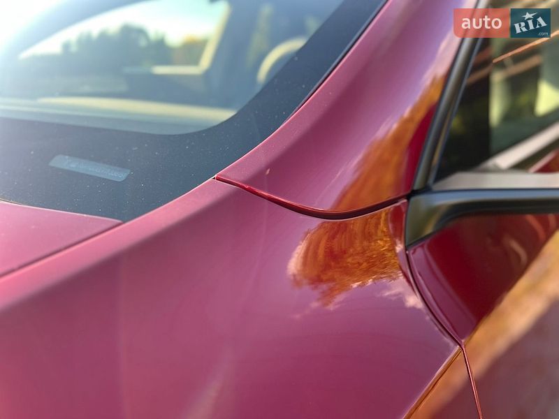 Внедорожник / Кроссовер Tesla Model Y 2025 в Львове