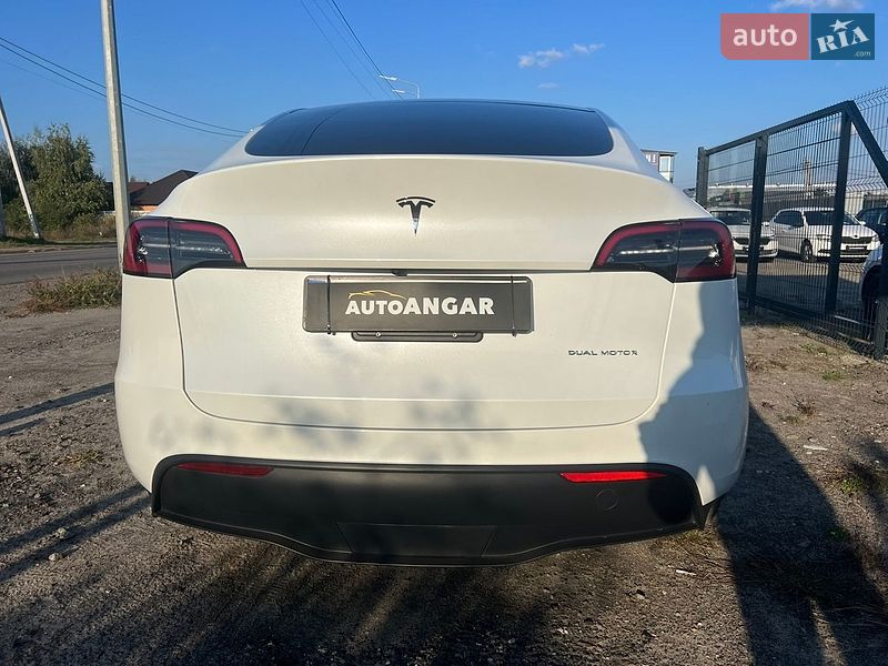 Позашляховик / Кросовер Tesla Model Y 2023 в Києві фото 4 Позашляховик / Кросовер Tesla Model Y 2023 в Києві
