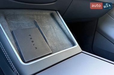 Позашляховик / Кросовер Tesla Model Y 2025 в Львові