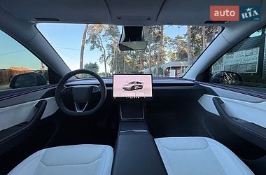Позашляховик / Кросовер Tesla Model Y 2025 в Вінниці