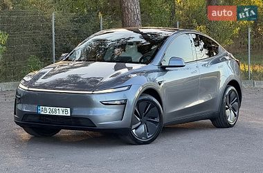 Внедорожник / Кроссовер Tesla Model Y 2025 в Виннице