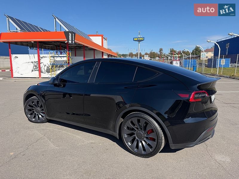 Позашляховик / Кросовер Tesla Model Y 2022 в Вінниці