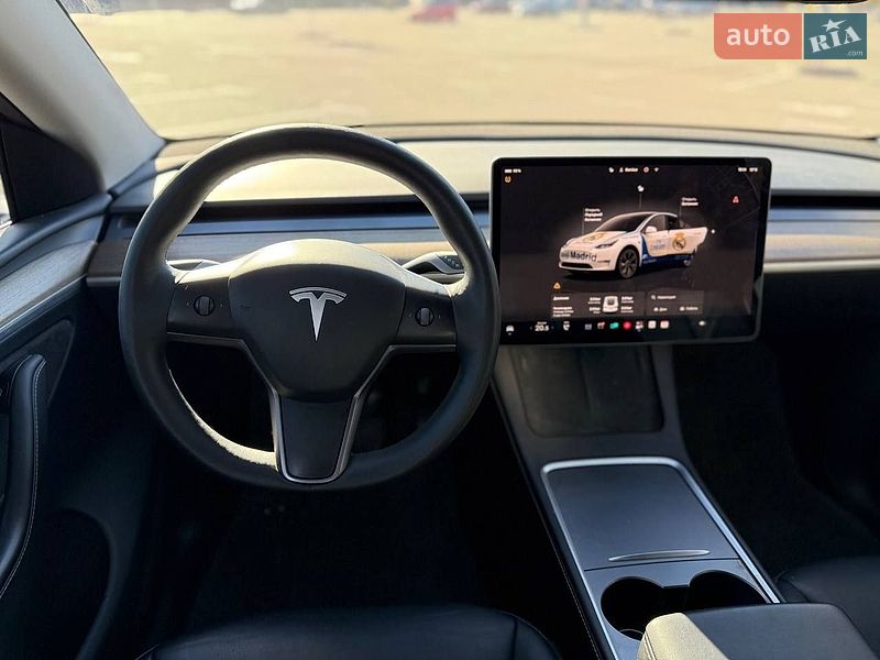 Внедорожник / Кроссовер Tesla Model Y 2024 в Киеве