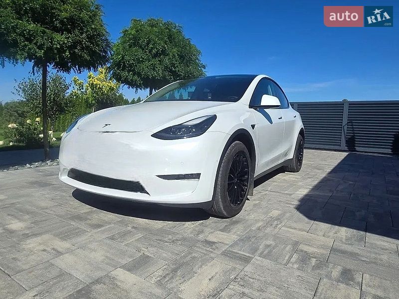 Внедорожник / Кроссовер Tesla Model Y 2023 в Виннице