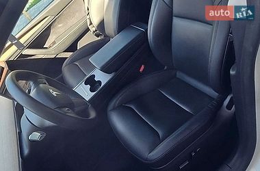 Внедорожник / Кроссовер Tesla Model Y 2023 в Виннице