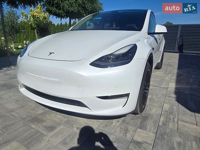 Внедорожник / Кроссовер Tesla Model Y 2023 в Виннице