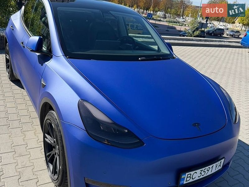 Внедорожник / Кроссовер Tesla Model Y 2021 в Львове