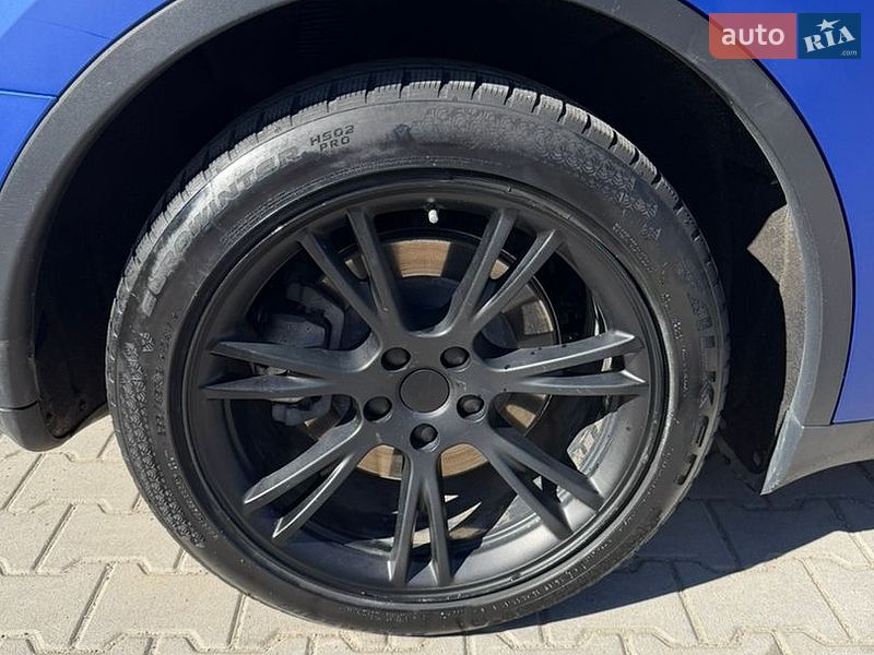 Внедорожник / Кроссовер Tesla Model Y 2021 в Львове